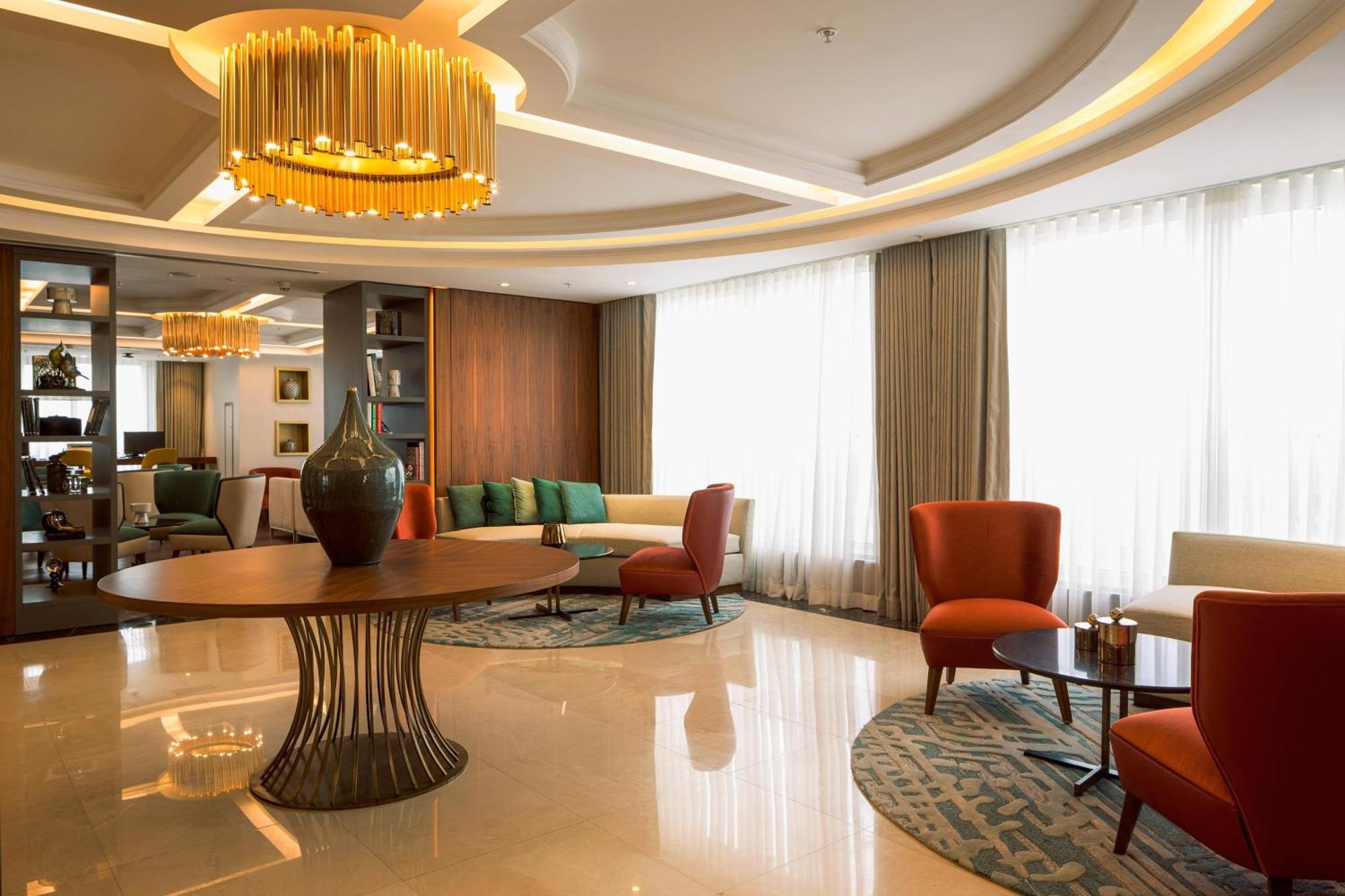 Sheraton Biskek Kültér fotó